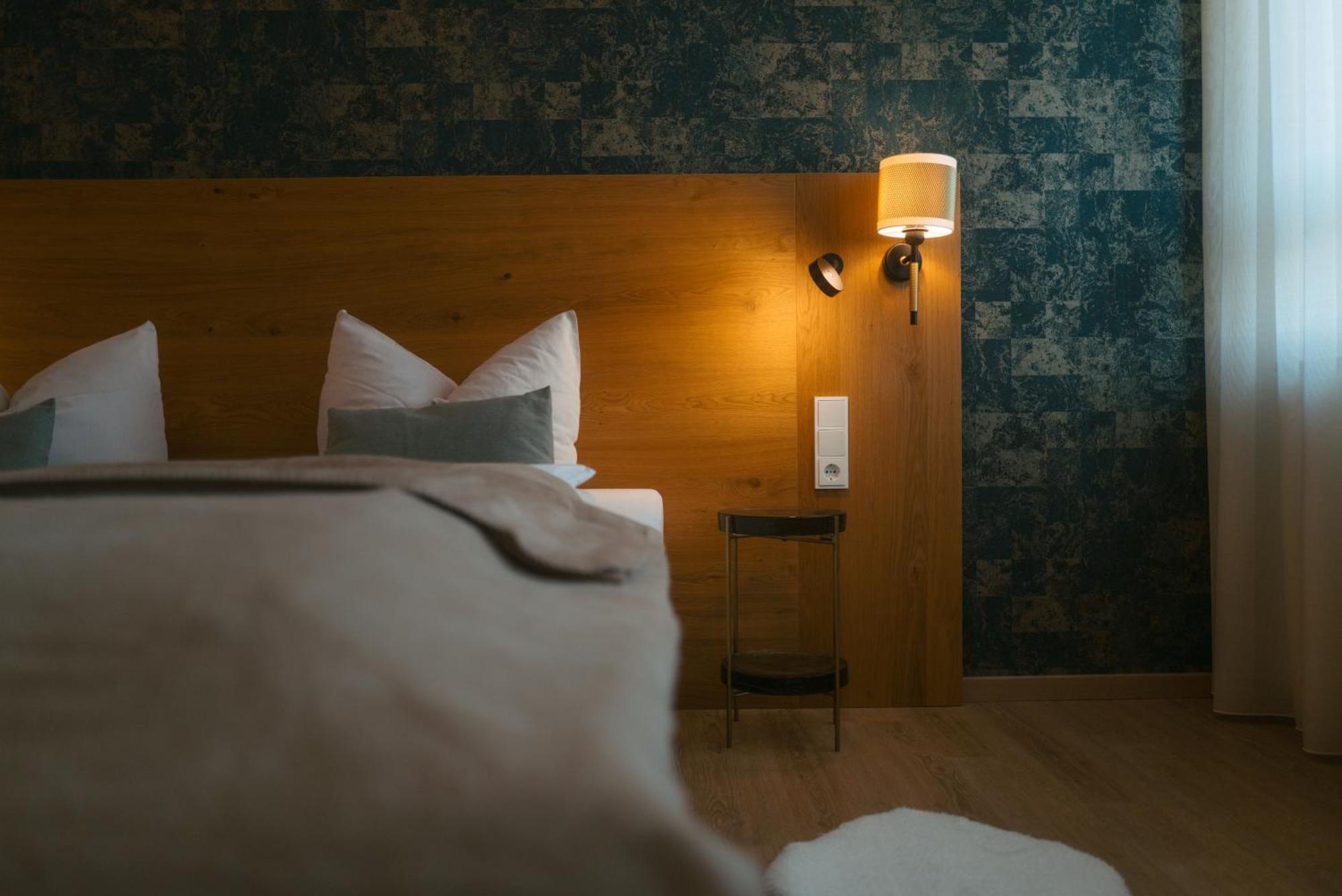Hotel Poellners 20 Min Von Muenchen Hbf Petershausen Екстериор снимка